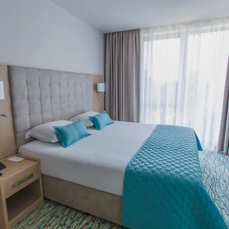 Отель Astoria 3*