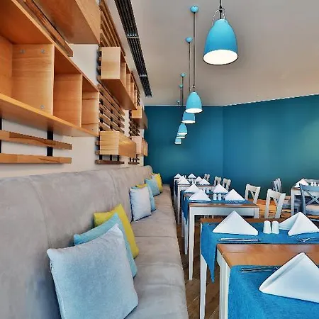 Astoria 3*