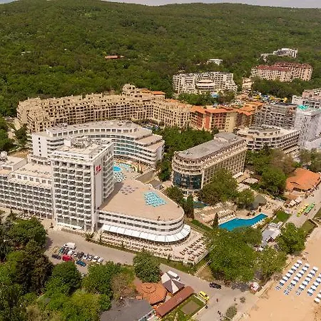 Отель Astoria